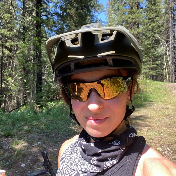 Meet your Posher, Rita - Picture 1 of 1